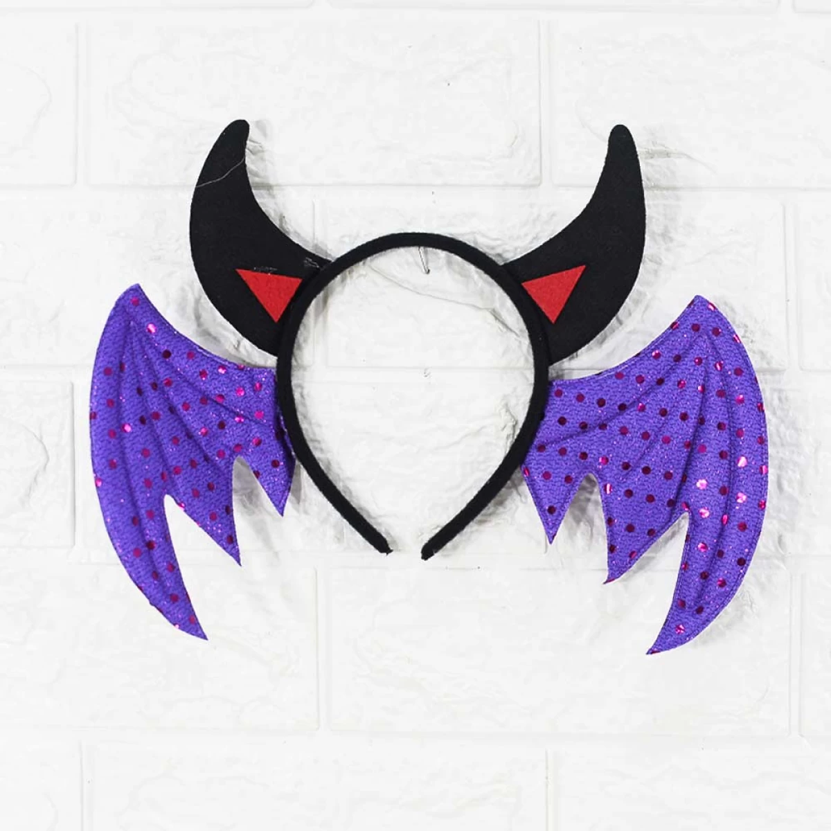Diadema de Cuernos y Alas Moradas