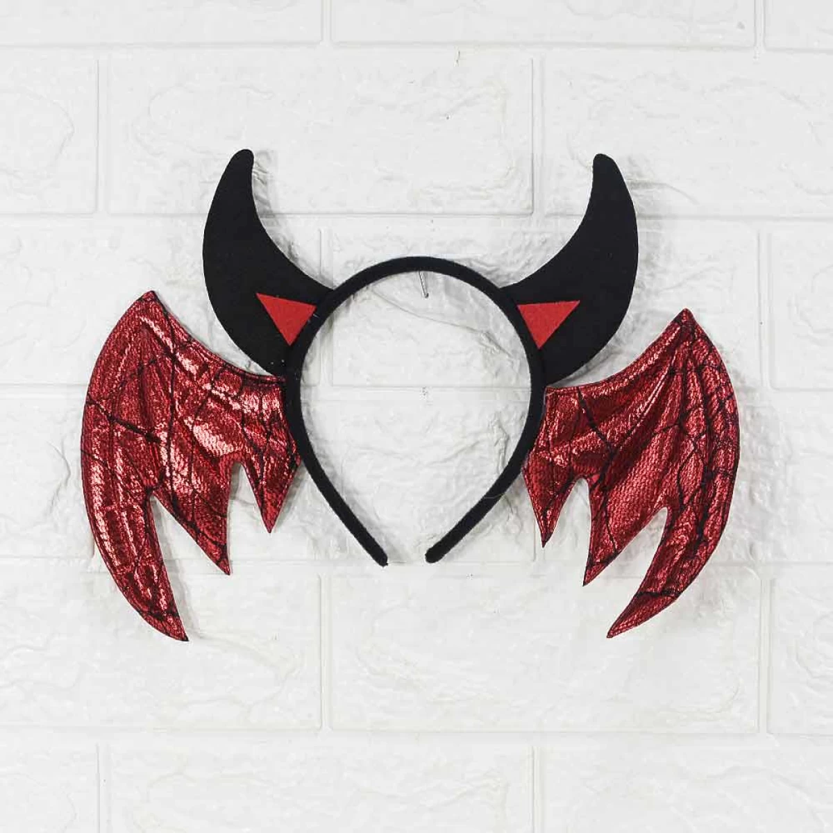 Diadema de Cuernos y Alas Rojas